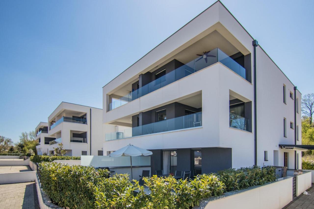 Dodo Apartments Vantacici Exterior photo